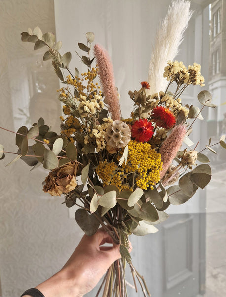 Dried flower arrangement Edinburgh Florist