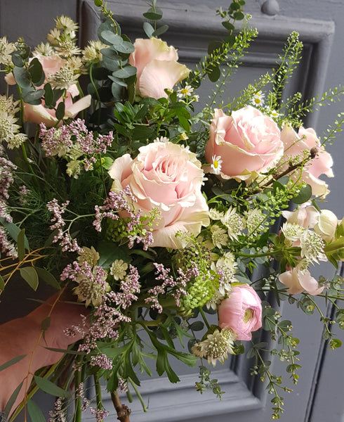 Pink Rose Bouquet - Rose and Ammi Flowers Edinburgh florist