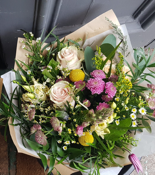 Easter seasonal flower bouquet for delivery in Edinburgh